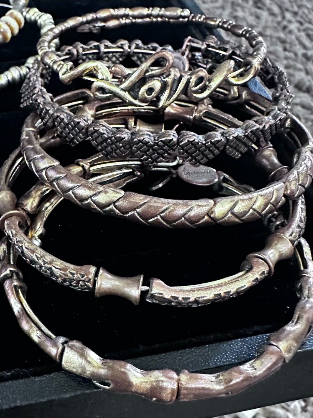 Alex and Ani Vintage Sixty-Six Love, Hearts Wrap Bangle Set Rare Retired